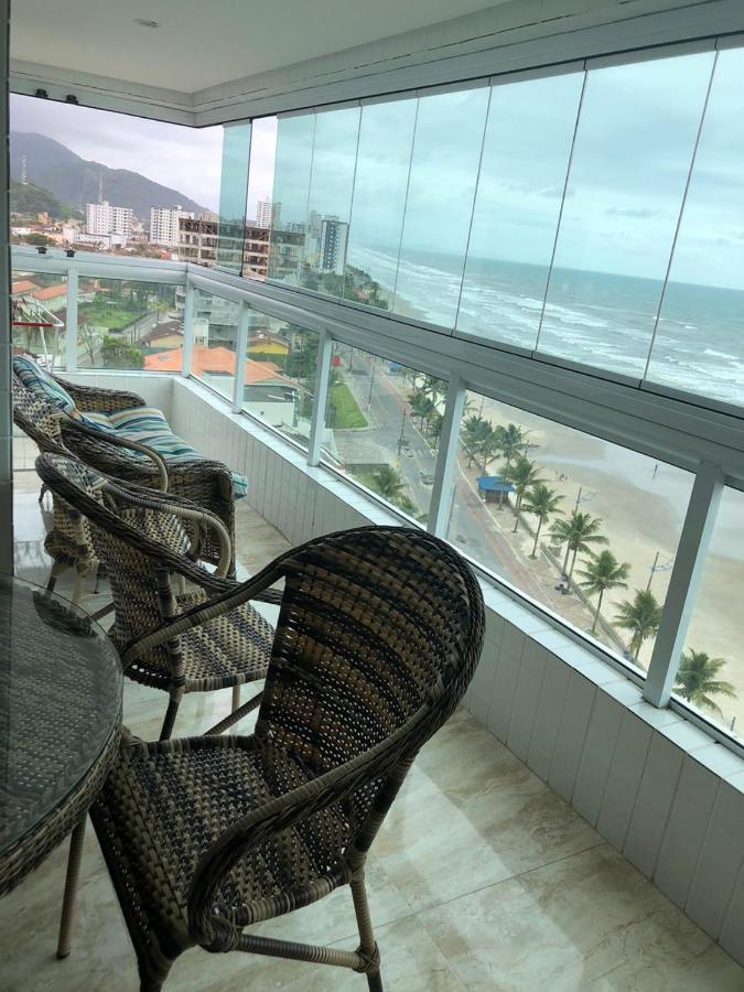 Mongagua Com Vista Para O Mar Pe Na Areia 外观 照片