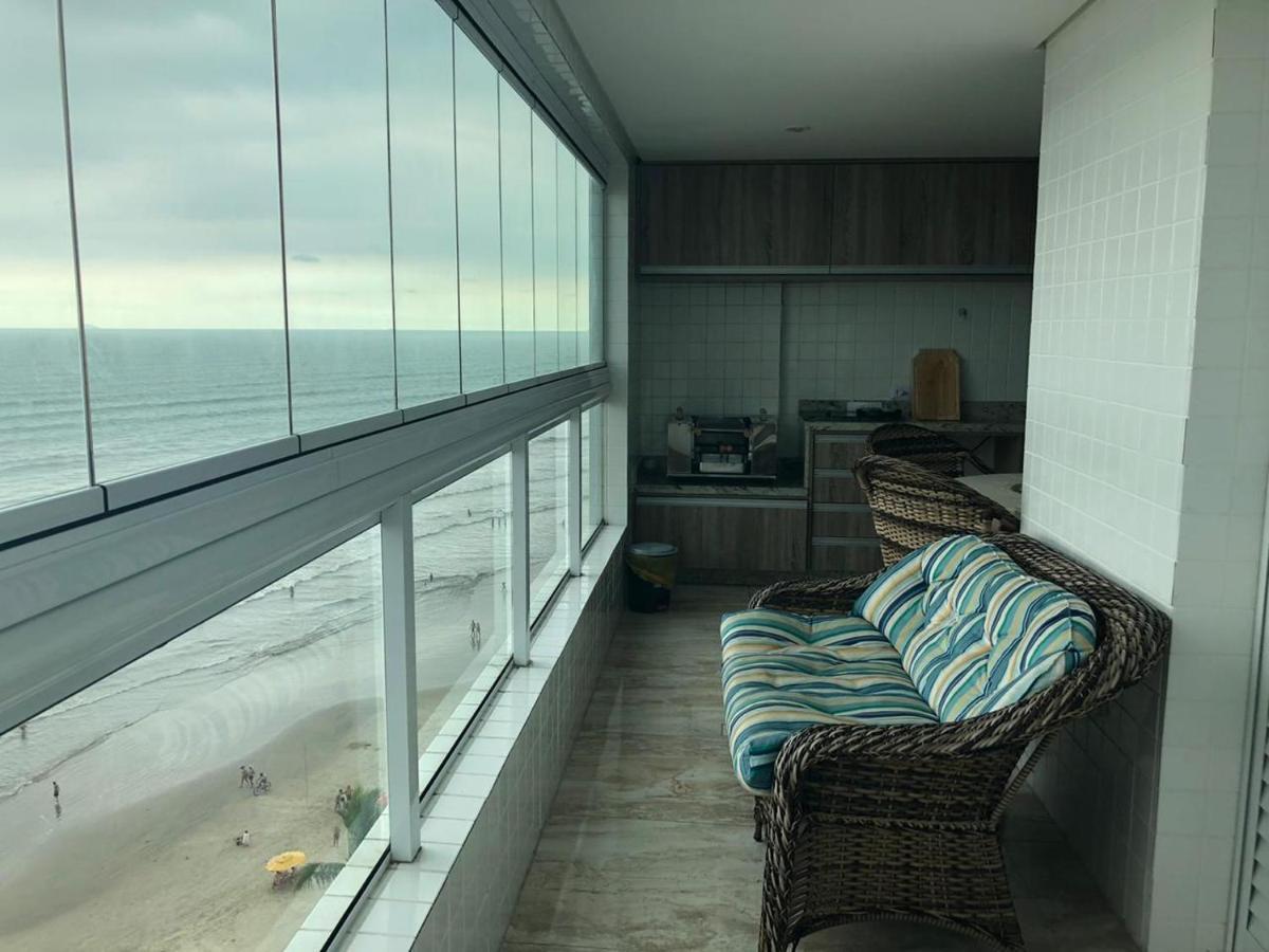 Mongagua Com Vista Para O Mar Pe Na Areia 外观 照片