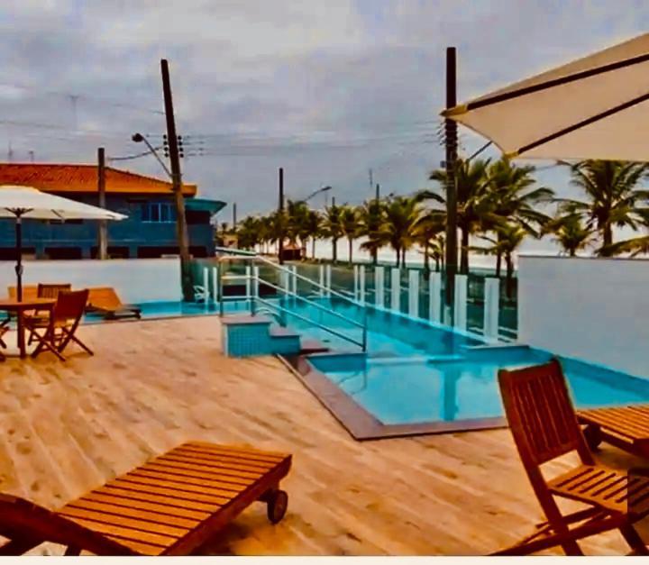 Mongagua Com Vista Para O Mar Pe Na Areia 外观 照片